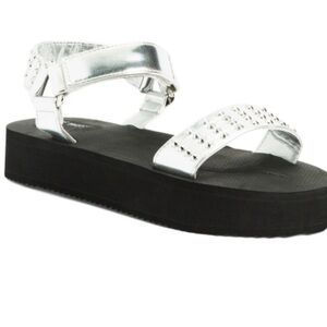 NINE WESTStudded Platform Sport Sandals  Comehere3 SilverStudded NIB Sz 8.